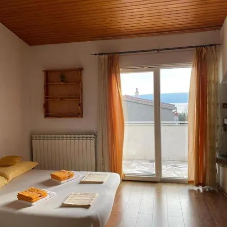 In With Sea View, Balcony, Air Conditioning, Wifi 5146-4 Lägenhet Duće